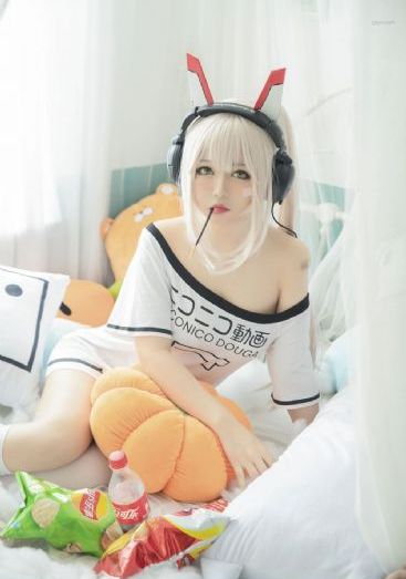 美女亚洲天堂_高清超清在线观看