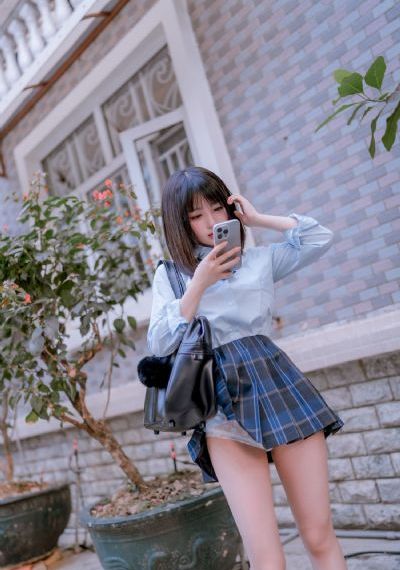丽柜写真在线_720完整在线观看