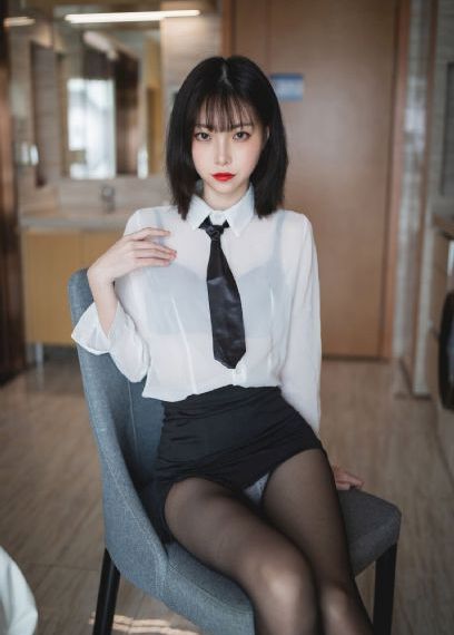 一面膜胸口一面膜免费真人_DVDHD高清在线观看