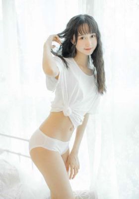 卡尔蜜拉身材_超清在线手机播放